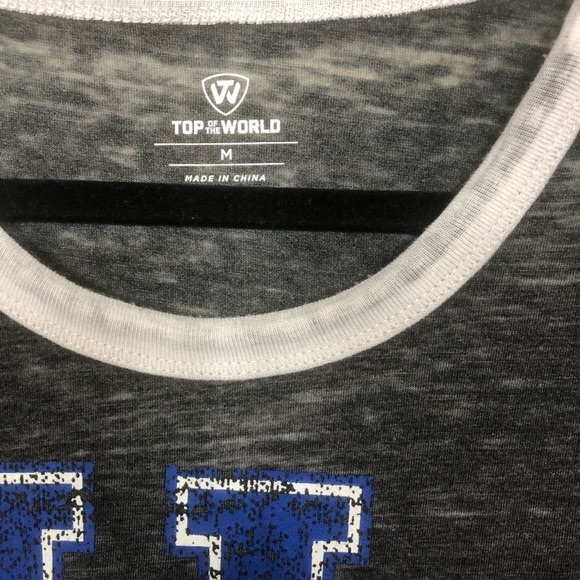 NWT University of Kentucky Wildcats Short Sleeve - Picture 3 of 4